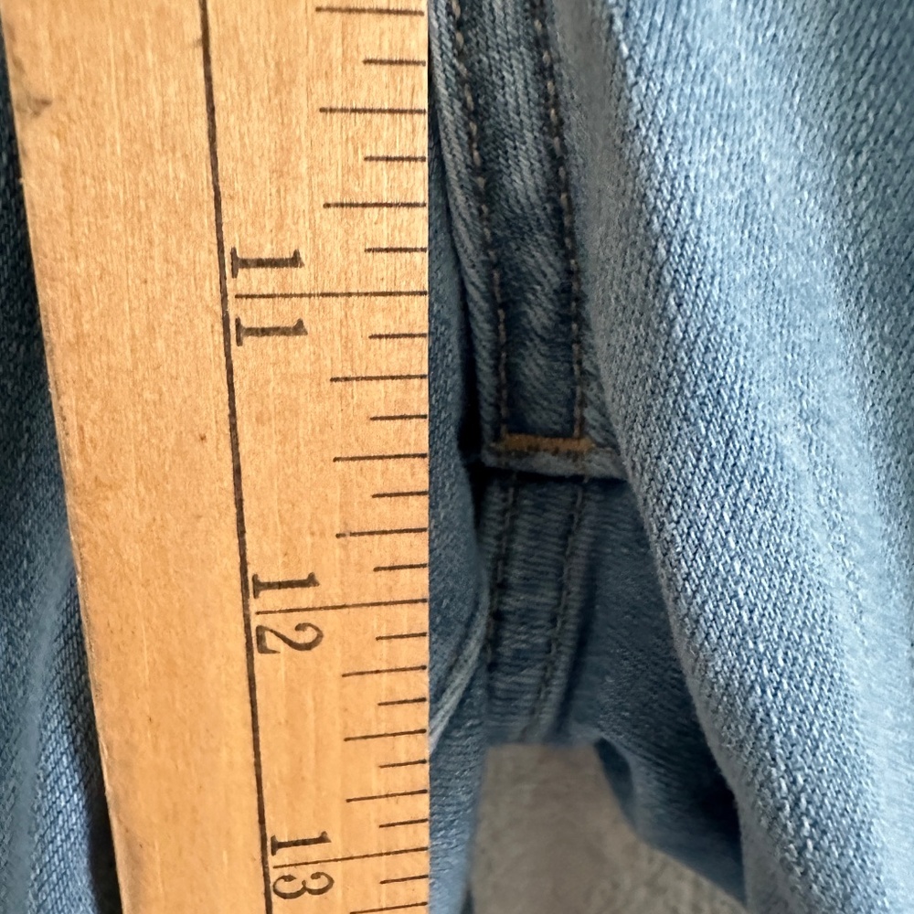 Express Cropped Flare High Rise Jeans 12/R - Picture 11 of 13